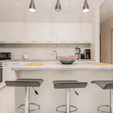 Mimoza Apelati Appartement