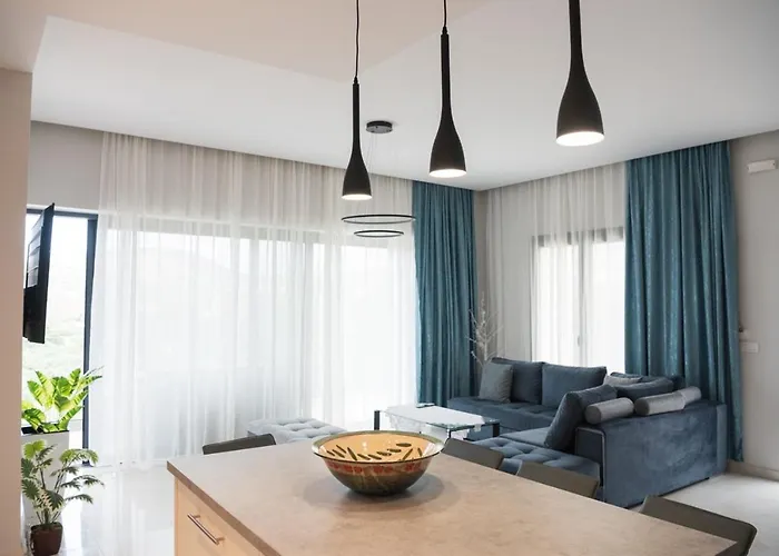 Mimoza Apelati アパート Keri